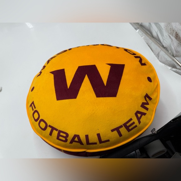 Rare Washington Football Team pillow , - Picture 1 of 5